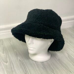 Lily Morgan Black Sherpa Bucket Hat